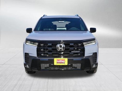 Sonic Gray Pearl 2026 Honda Pilot Black Edition