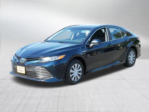 2018 Toyota Camry Hybrid LE