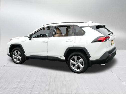 2021 Toyota RAV4 Hybrid XLE Premium