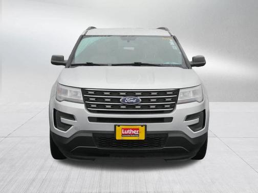 2017 Ford Explorer Base