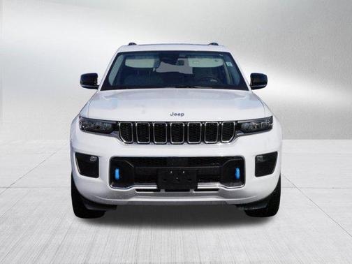 2022 Jeep Grand Cherokee 4xe Overland