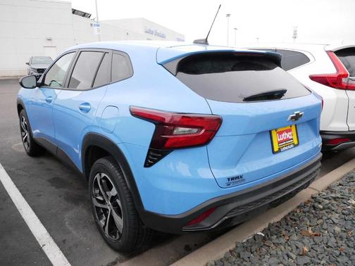 Fountain Blue 2024 Chevrolet Trax 1RS