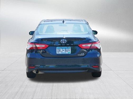 2019 Toyota Camry Hybrid LE