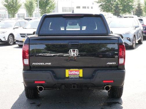 2022 Honda Ridgeline Black Edition