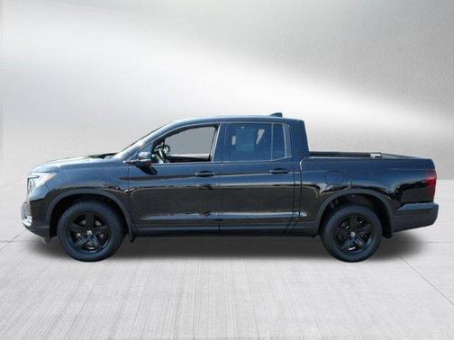 2022 Honda Ridgeline Black Edition
