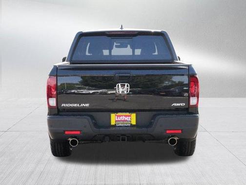 2022 Honda Ridgeline Black Edition