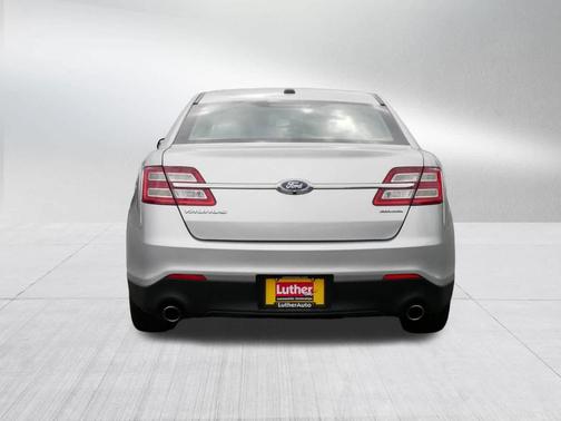 2015 Ford Taurus SE