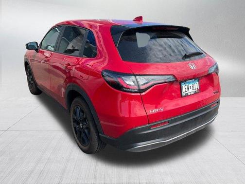 Milano Red 2024 Honda HR-V Sport