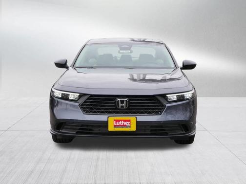 Meteorite Gray Metallic 2026 Honda Accord SE