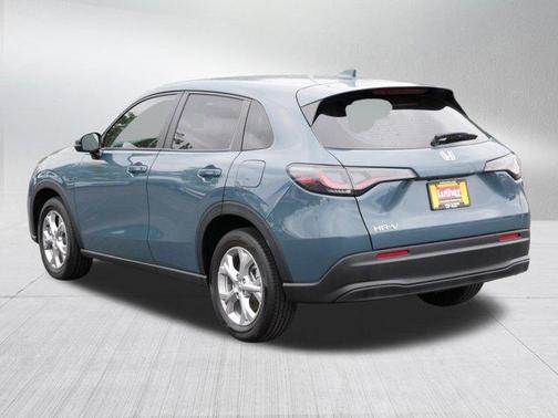 Pearl 2023 Honda HR-V LX