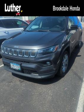 Granite Crystal Clearcoat Metallic 2022 Jeep Compass Latitude Lux