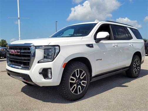 Summit White 2022 GMC Yukon 4WD AT4