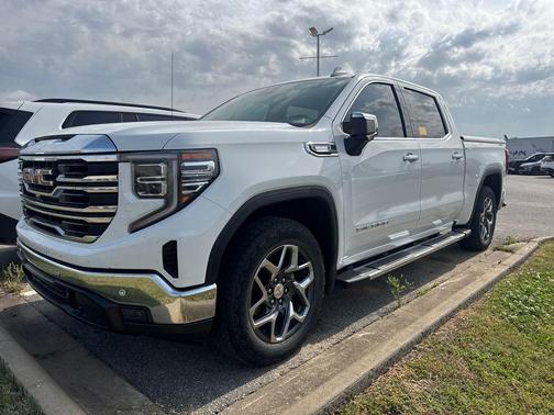 Summit White 2024 GMC Sierra 1500 SLT