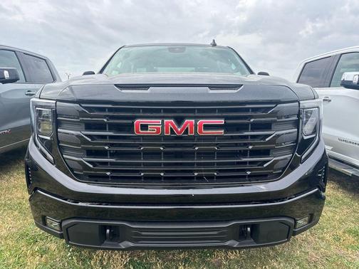 Onyx Black 2026 GMC Sierra 1500 Elevation
