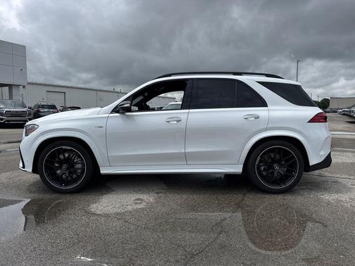 MANUFAKTUR Moonlight White Metallic 2025 Mercedes-Benz AMG GLE 53 4MATIC+
