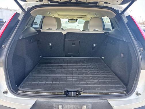 2022 Volvo XC40 T5 Inscription