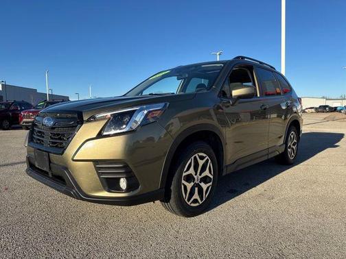 2023 Subaru Forester Premium