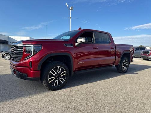 2023 GMC Sierra 1500 AT4