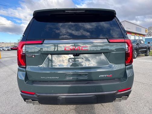 2026 GMC Yukon XL 4WD AT4 Ultimate