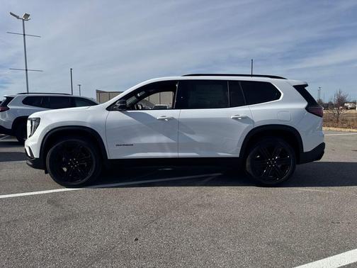 2026 GMC Acadia Elevation FWD