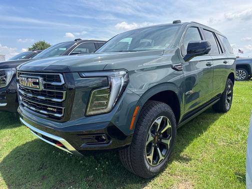 Midnight Pine 2026 GMC Yukon 4WD AT4