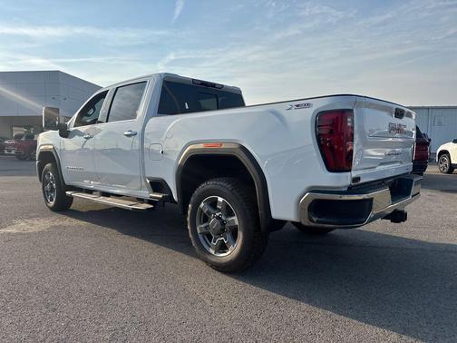 Summit White 2026 GMC Sierra 2500 SLT