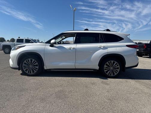 2021 Toyota Highlander Platinum