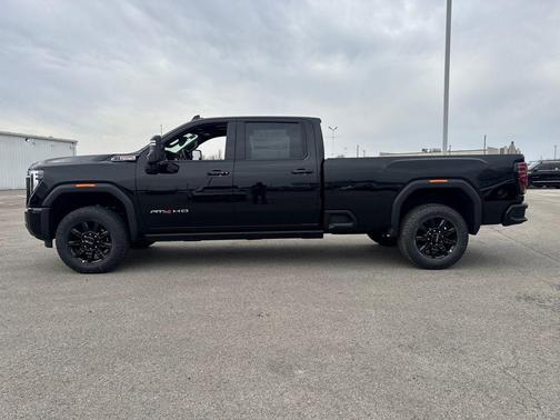 2026 GMC Sierra 2500 AT4