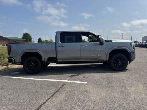 Sterling Metallic 2026 GMC Sierra 2500 AT4