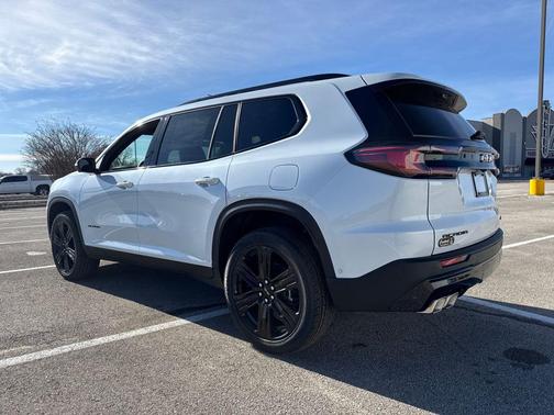 Glacier White Tricoat 2026 GMC Acadia Elevation FWD