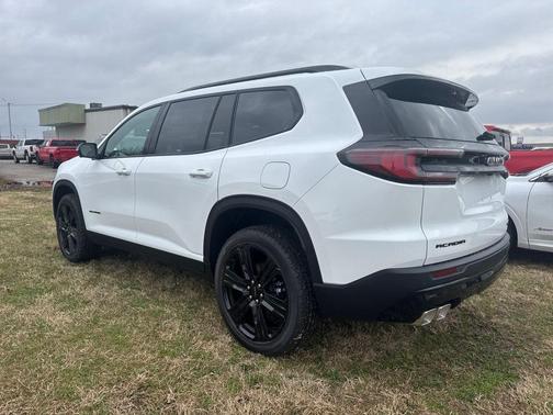 2026 GMC Acadia Elevation FWD