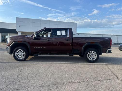 Redwood Metallic 2024 GMC Sierra 2500 SLT