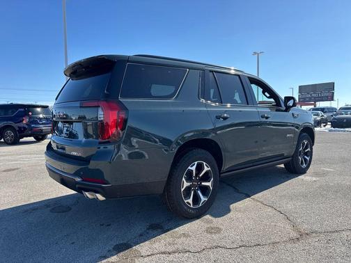 2026 GMC Yukon 4WD AT4