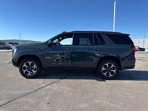 2026 GMC Yukon 4WD AT4