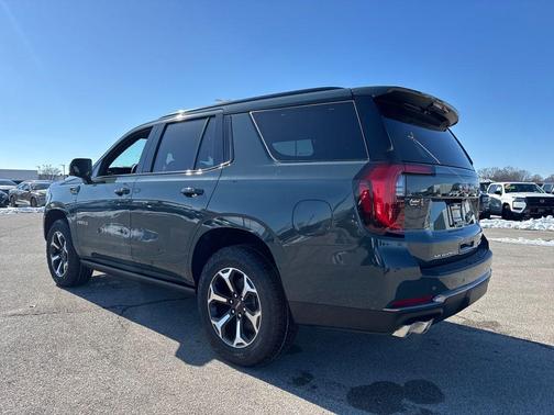 2026 GMC Yukon 4WD AT4