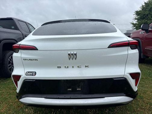 Summit White 2025 Buick Envista Sport Touring FWD