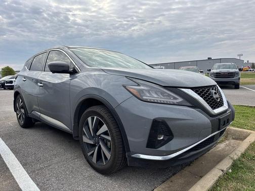 2023 Nissan Murano SL FWD
