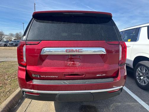 2024 GMC Yukon XL SLT