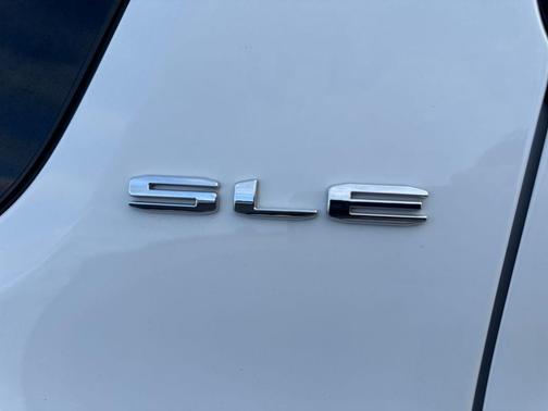 2020 GMC Acadia FWD SLE