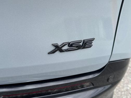 2025 Toyota Sienna XSE 7 Passenger