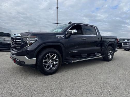 2022 GMC Sierra 1500 SLT
