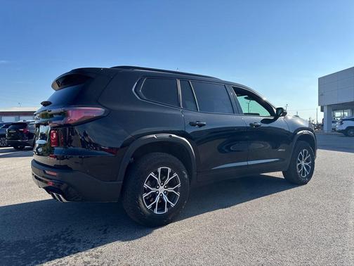 2024 GMC Acadia AWD AT4