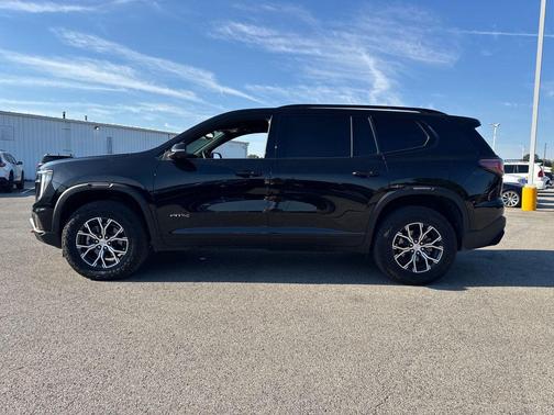 2024 GMC Acadia AWD AT4