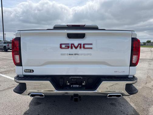 Summit White 2026 GMC Sierra 1500 SLE
