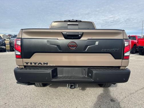 2024 Nissan Titan PRO-4X