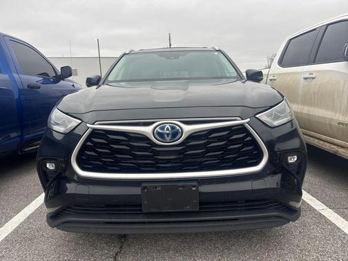 2022 Toyota Highlander Hybrid XLE