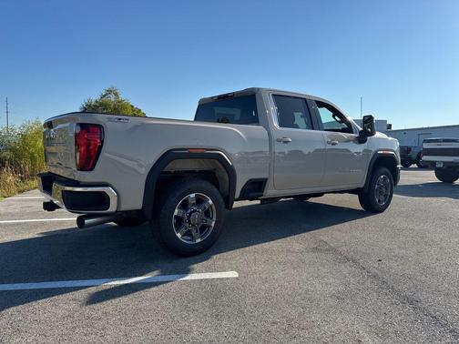 2026 GMC Sierra 2500 SLE