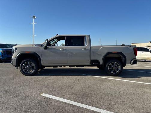 2026 GMC Sierra 2500 SLE