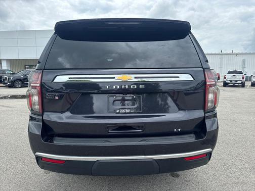 Dark Ash Metallic 2024 Chevrolet Tahoe LT