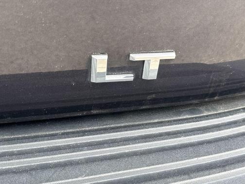 Dark Ash Metallic 2024 Chevrolet Tahoe LT